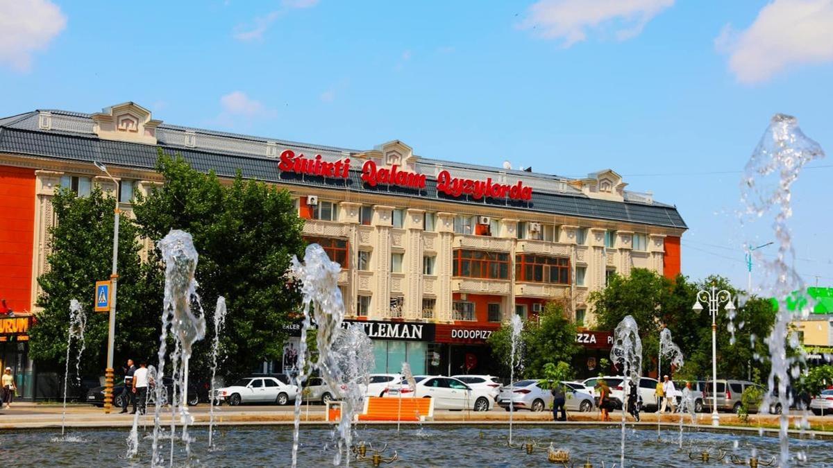 Фонтан в Кызылорде Фонтан в Кызылорде