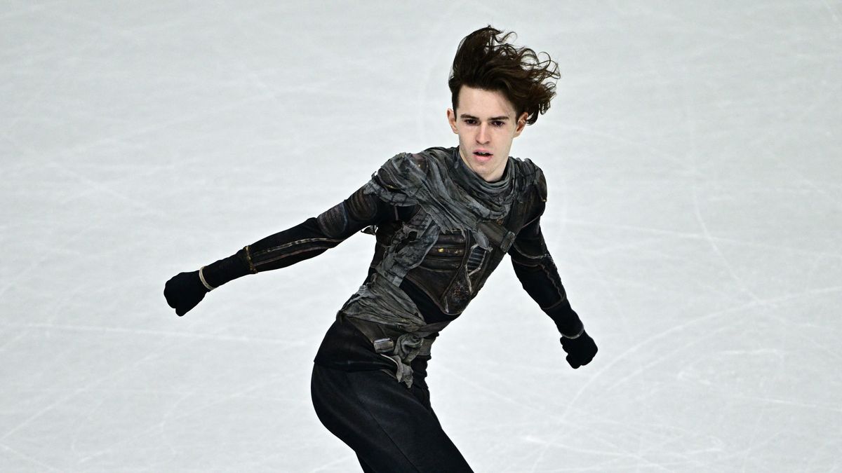 Казахстанский фигурист Михаил Шайдоров