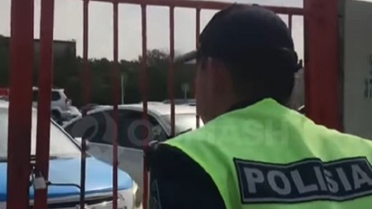 Полицейский