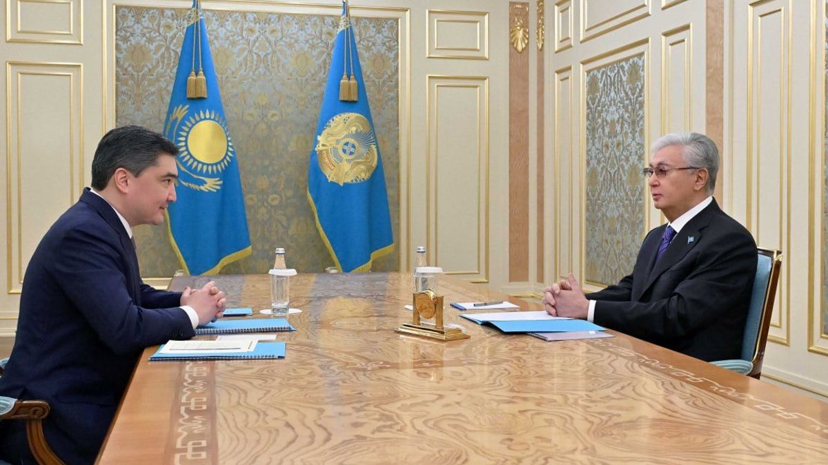 Касым-Жомарт Токаев и Олжас Бектенов