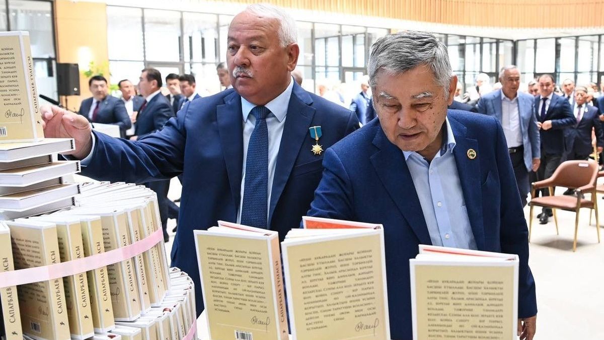 Қызылордада қоғам қайраткеріне арналған кітаптың таныстырылымы өтті