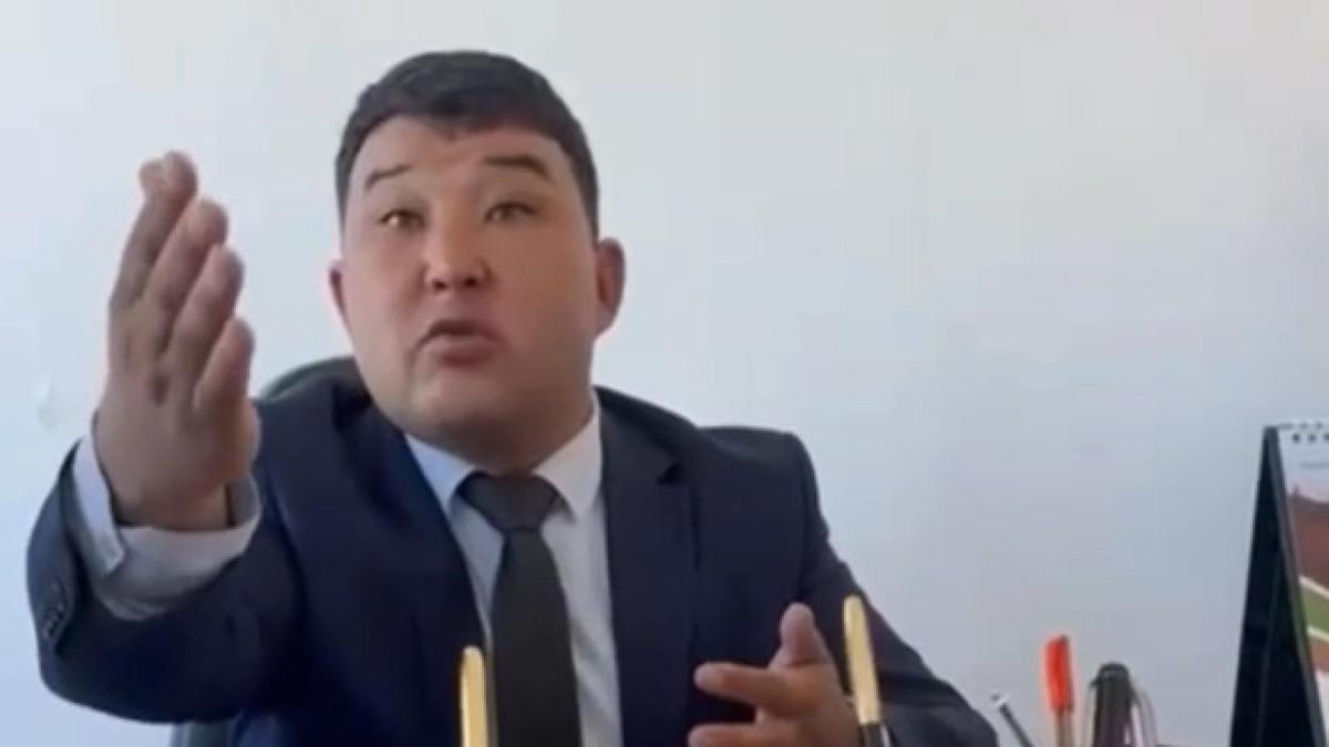 Аким сельского округа в Зайсанском районе