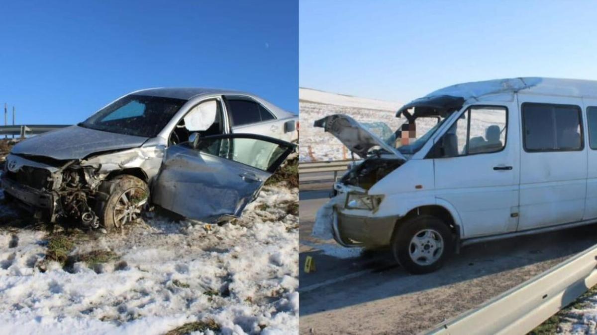 Toyota Camry и Mercedes Sprinter в ДТП