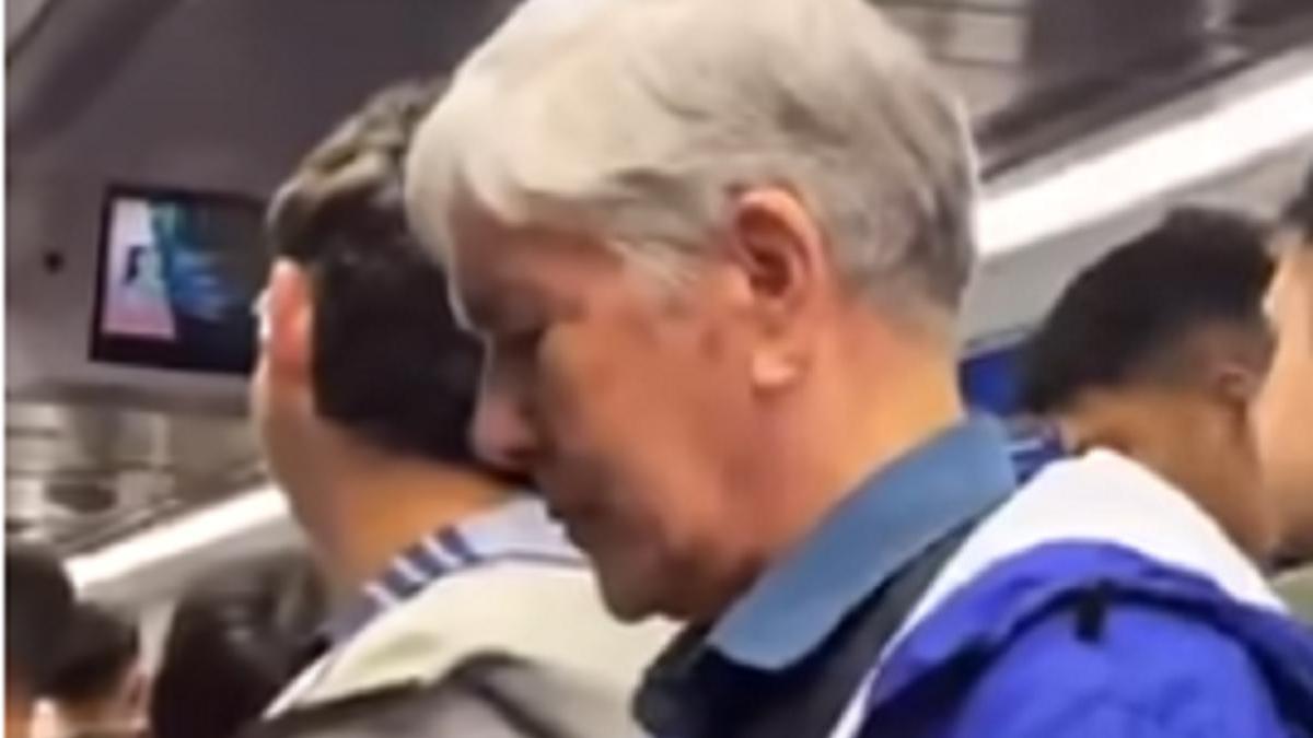 Алмазбек Атамбаев в метро Испании