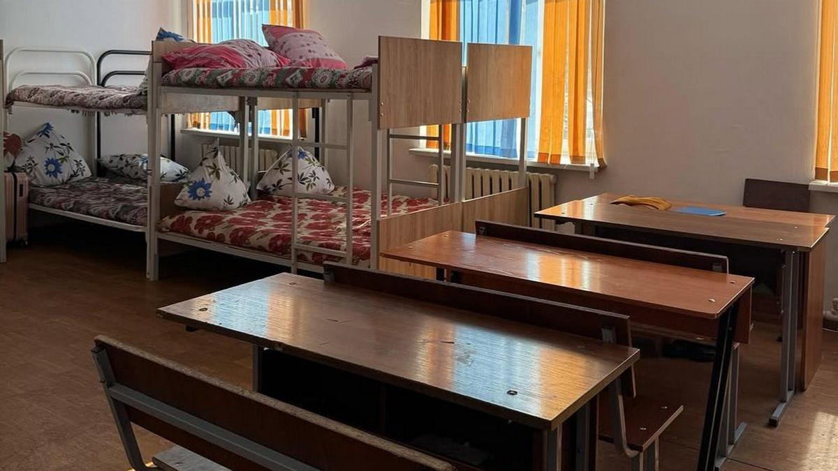 В школе-интернате В школе-интернате