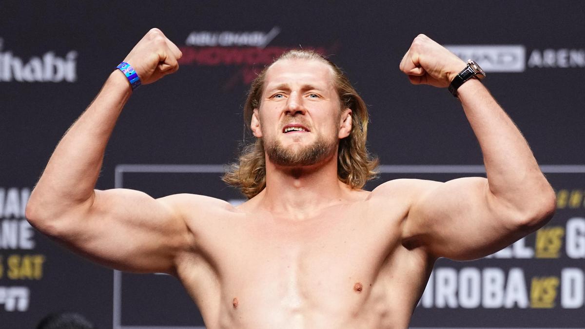 Российский боец ММА Александр Волков