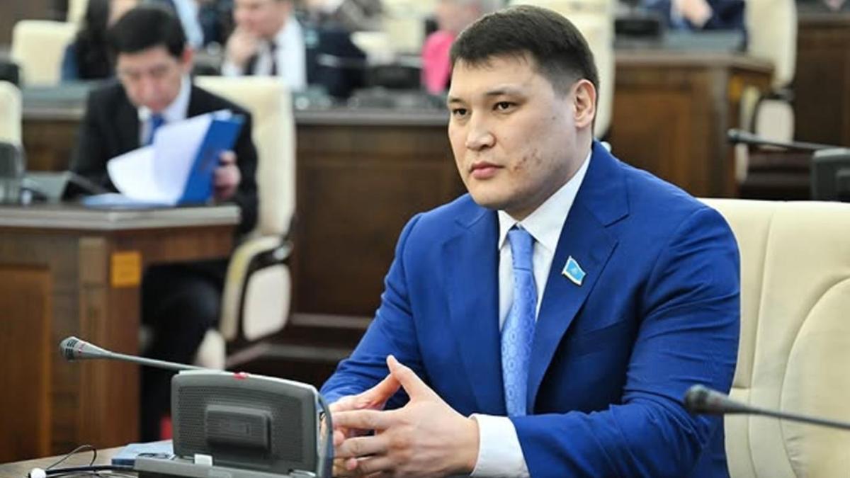 Руслан Берденов Руслан Берденов