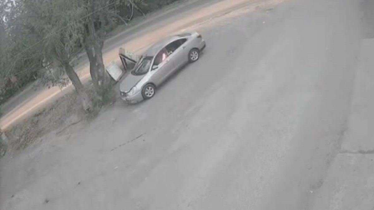 Автомобиль