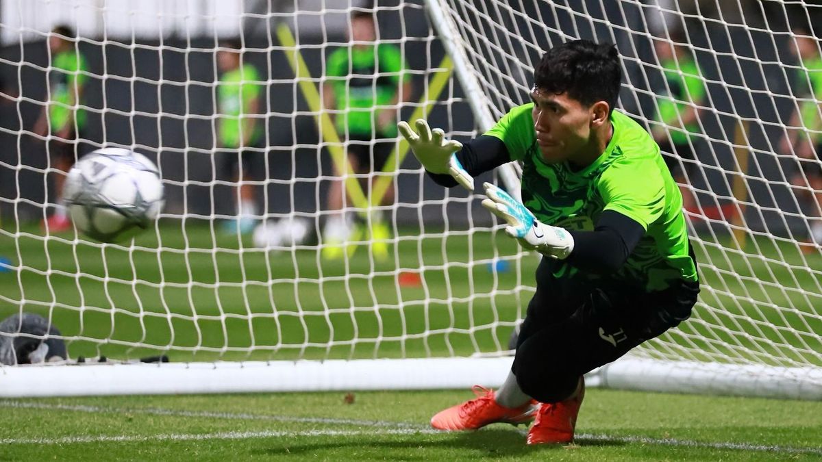 "Қайрат" қақпашысы