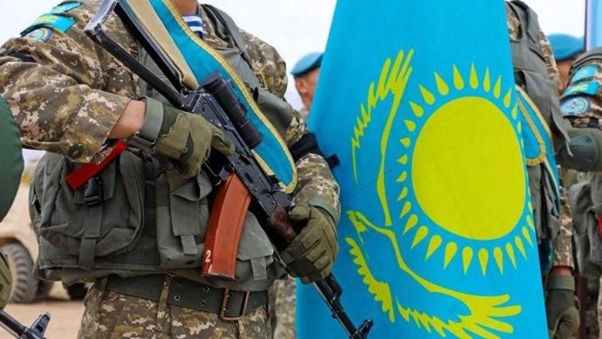 әскери қызметші