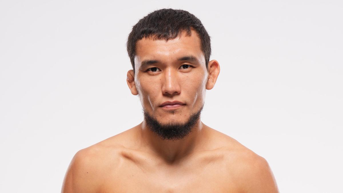 Казахстанский боец ММА Алиби Идрис