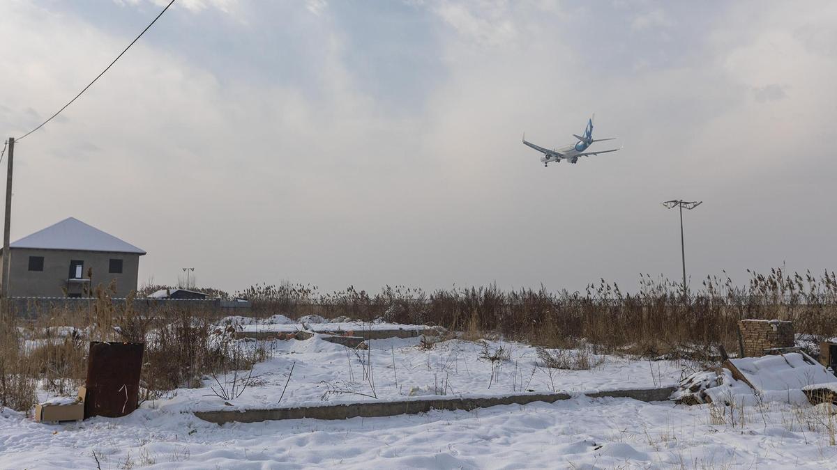 Фундамент дома, в который врезался самолет