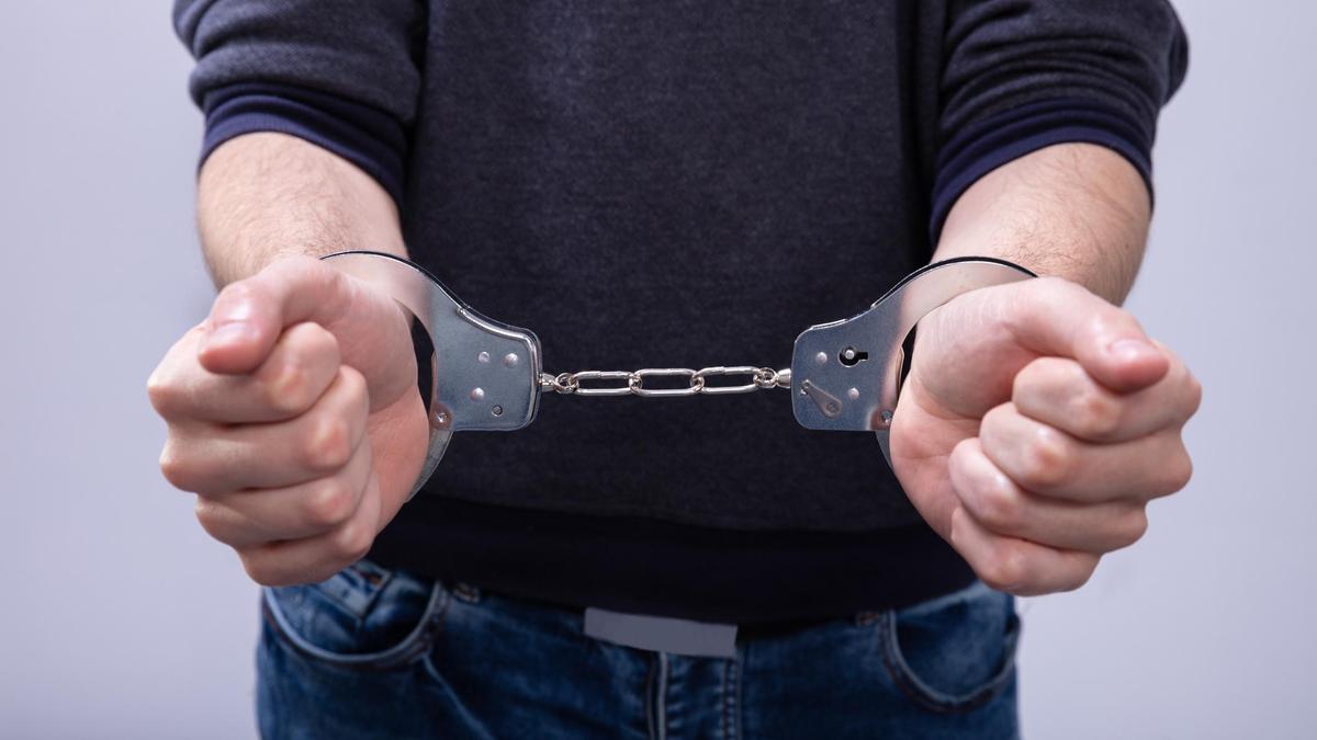 Мужчина задержан Мужчина задержан