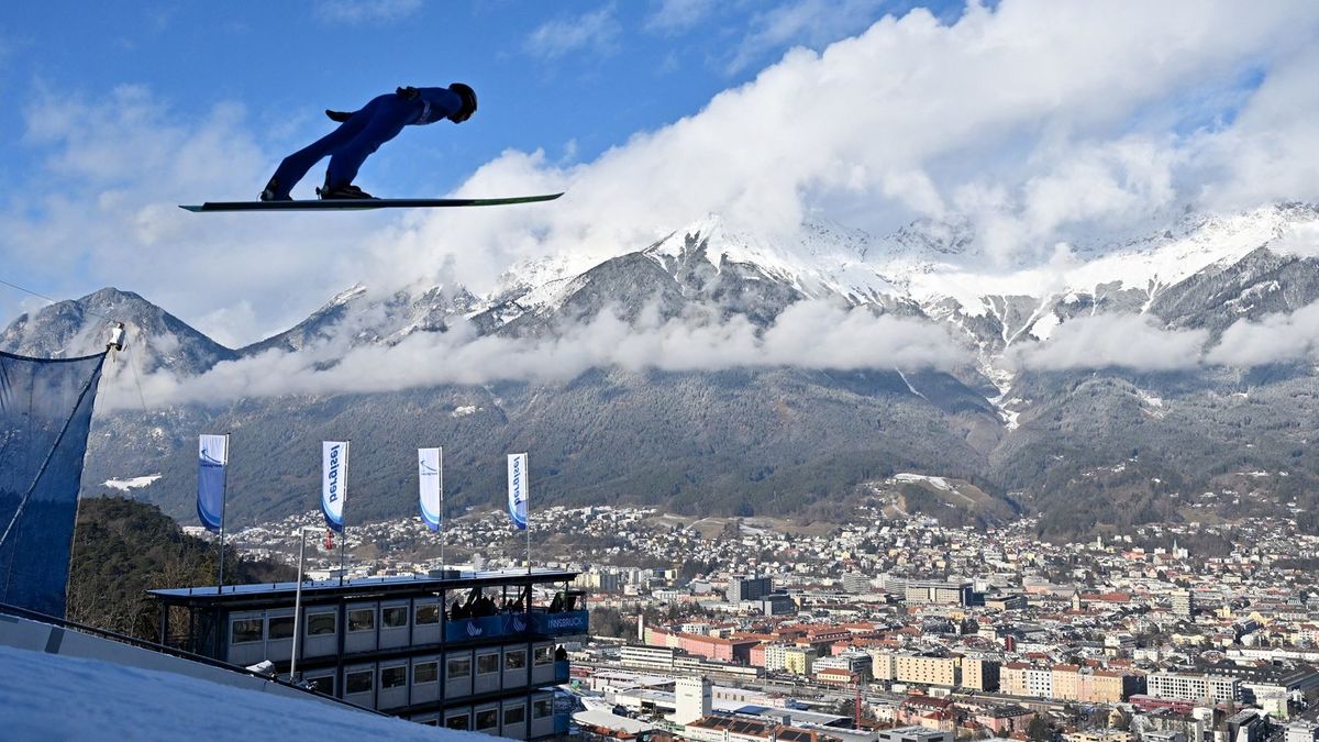 Илья Мизерных