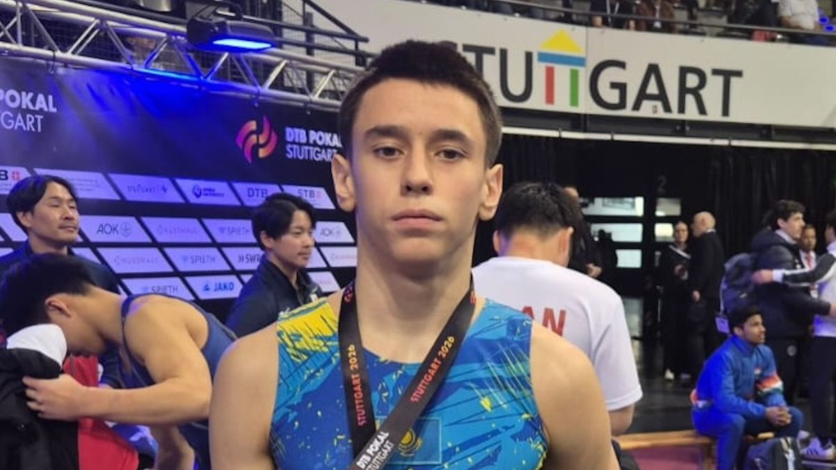Казахстанский гимнаст Артём Ковалёв