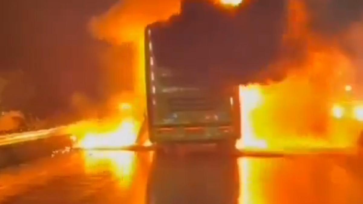 Азиат қызының секс фотосы