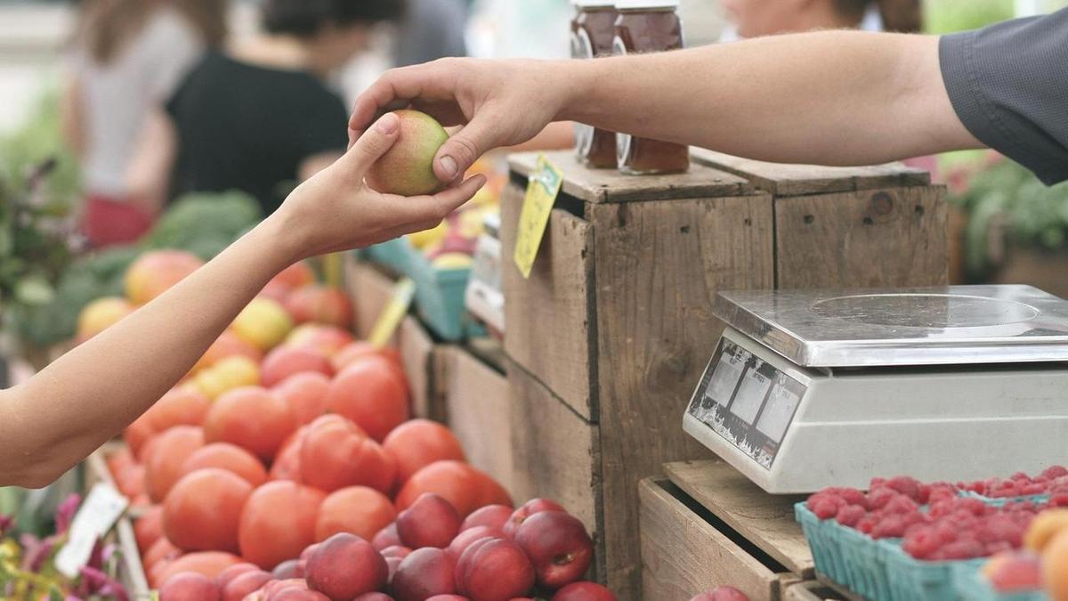 Продажа фруктов