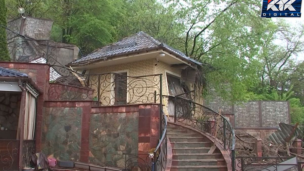 Алматыда зақым келген үй