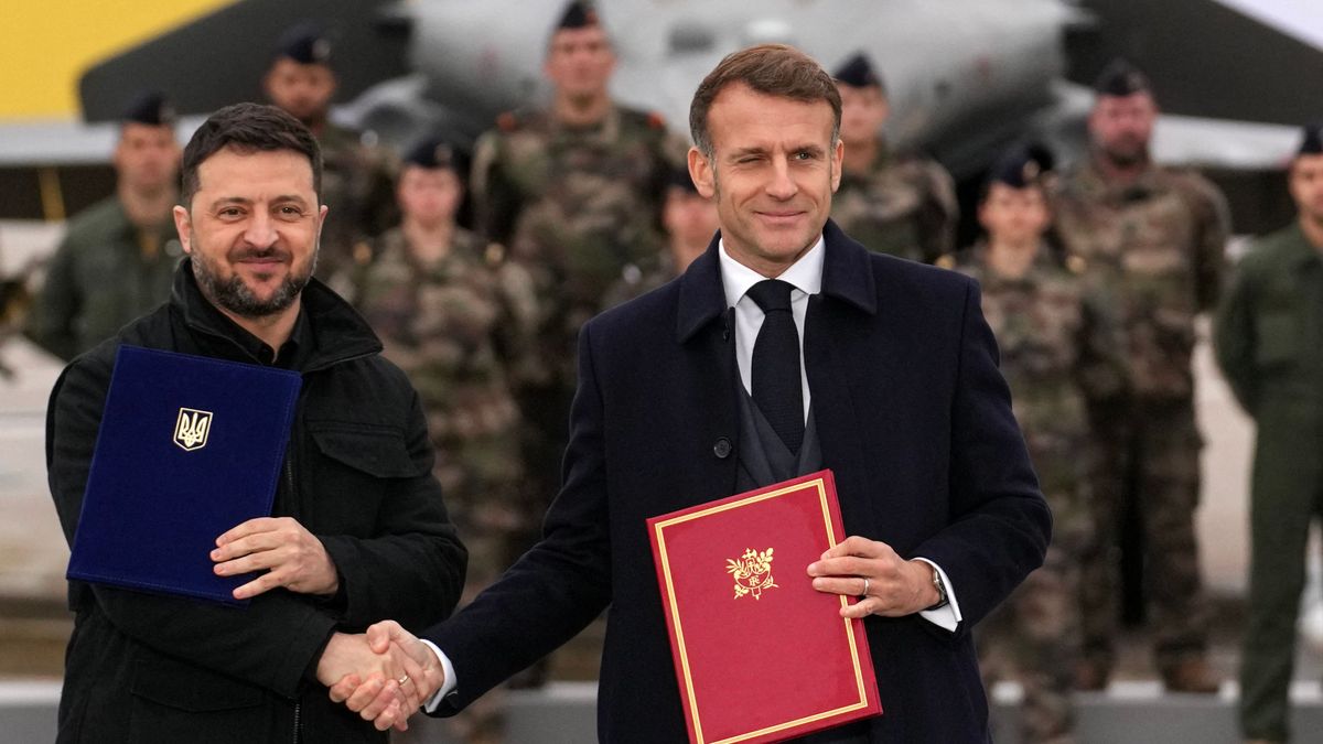 Владимир Зеленский и Эммануэль Макрон