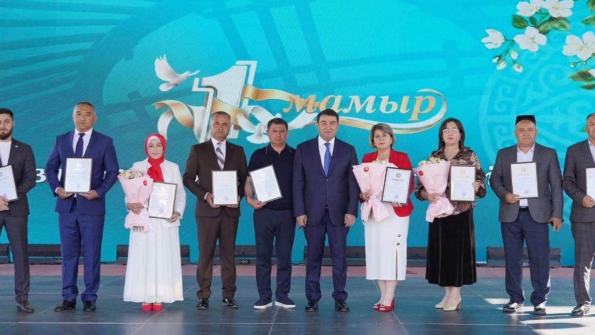 Празднование Дня единства народа Казахстана в Туркестанской области