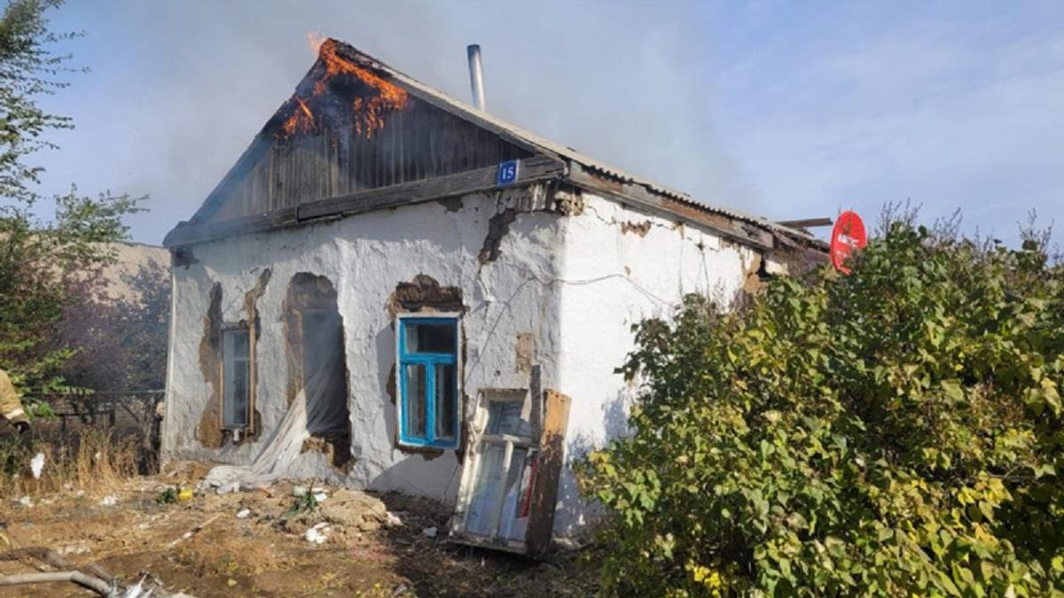 Горящий дом в Актюбинской области