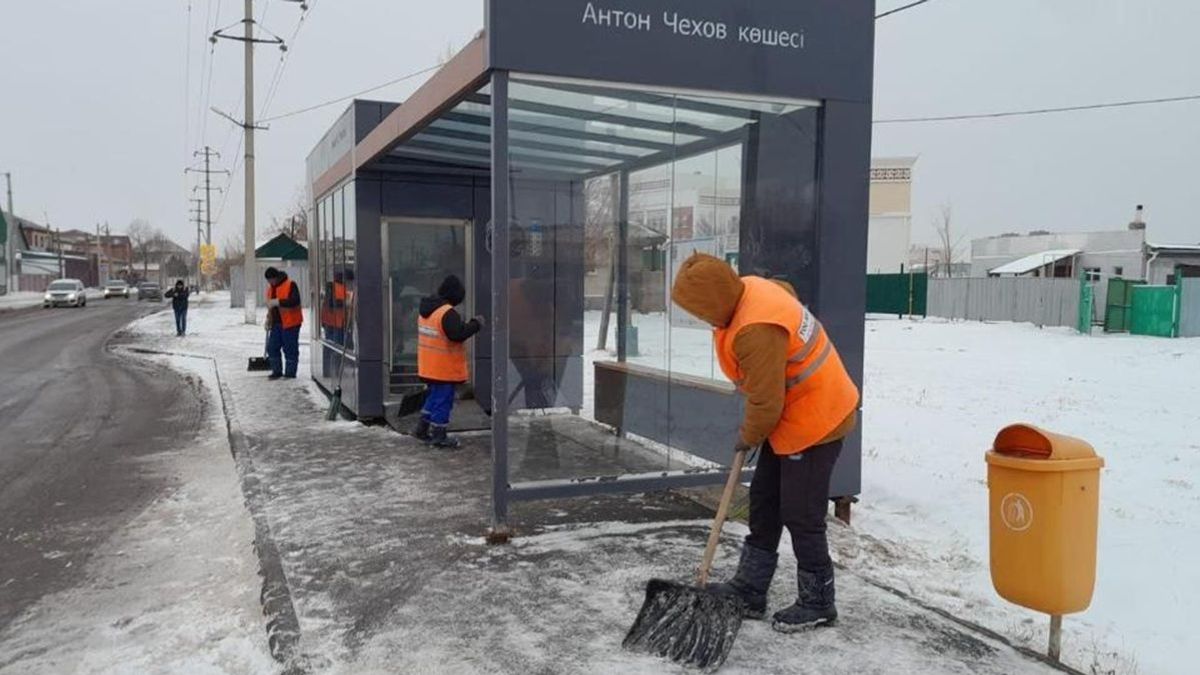 коммунальщики Астаны работают круглосуточно