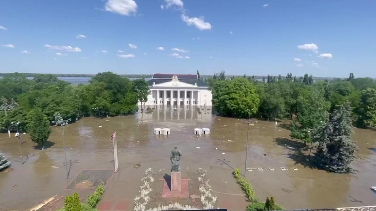 Затопление улиц после подрыва Каховской ГЭС