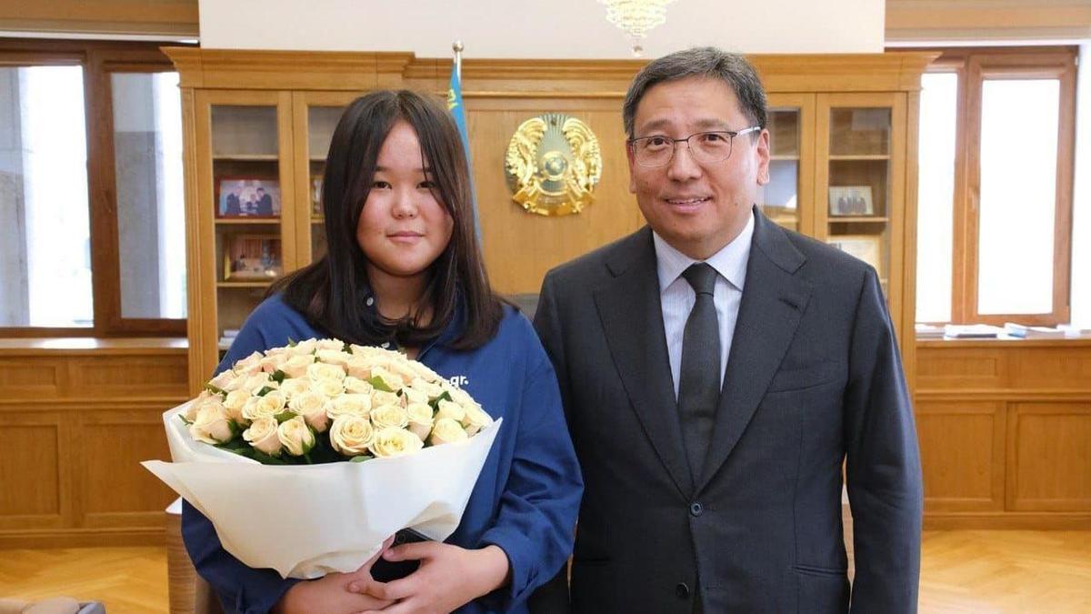 Ерболат Досаев и Жаннур Нуржан