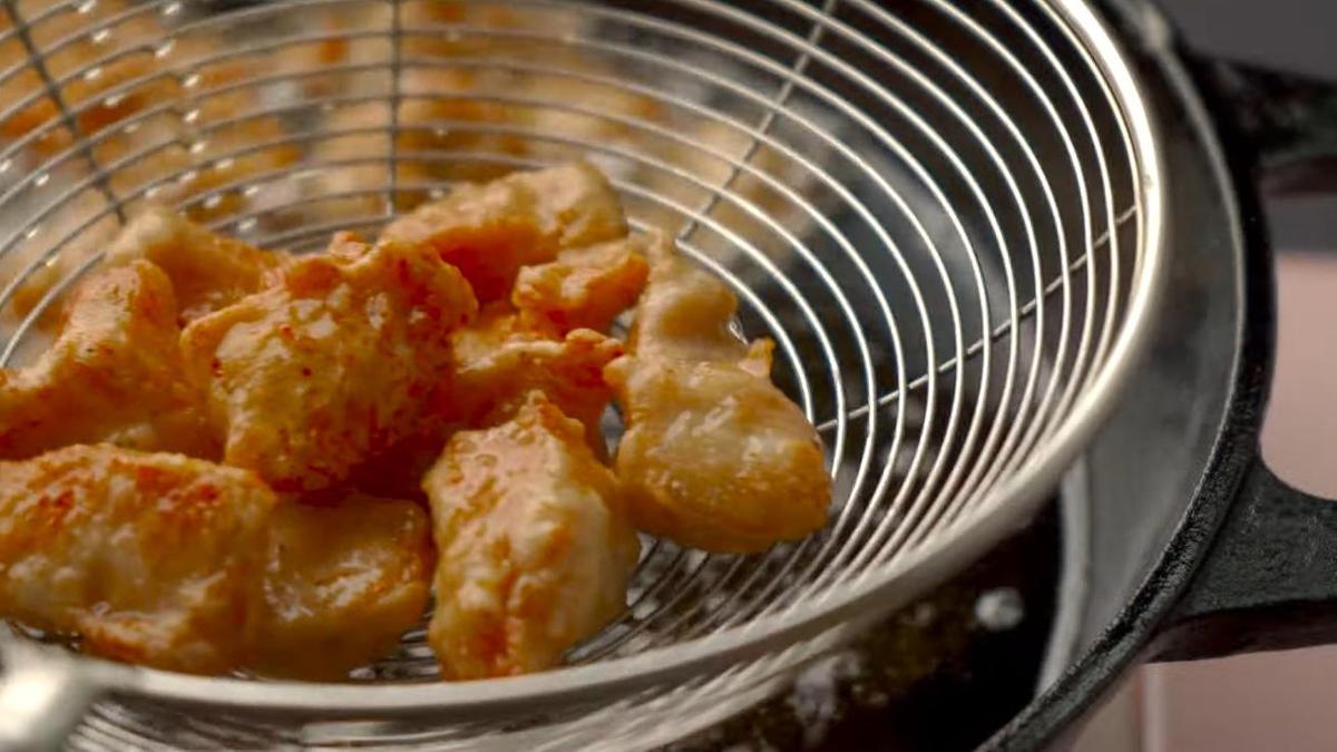 Курица в дуршлаге