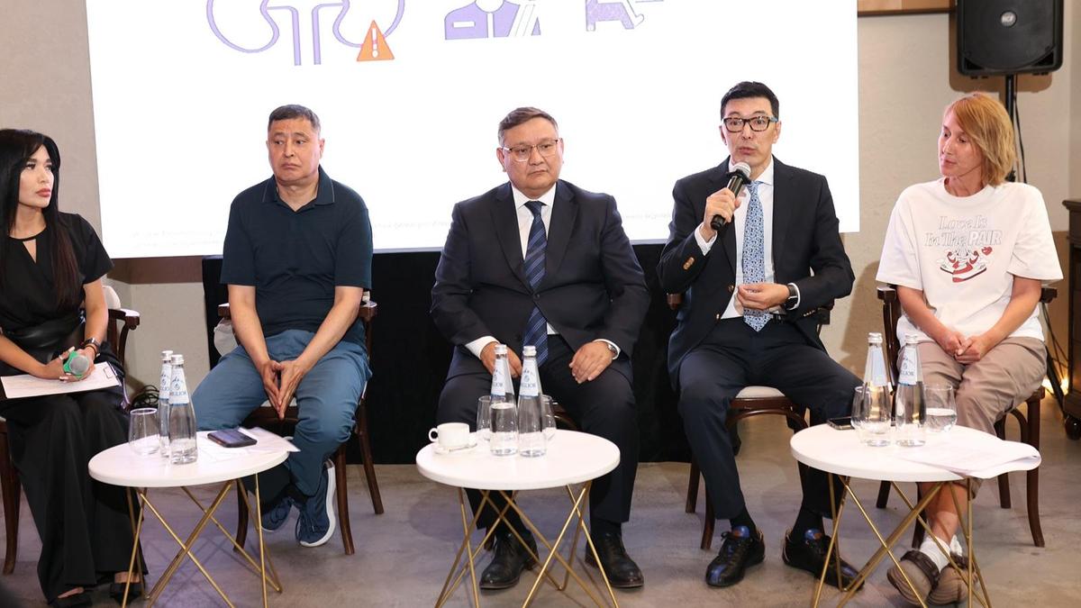 Встреча в формате public talk прошла при поддержке компании "АстраЗенека" Встреча в формате public talk прошла при поддержке компании "АстраЗенека"