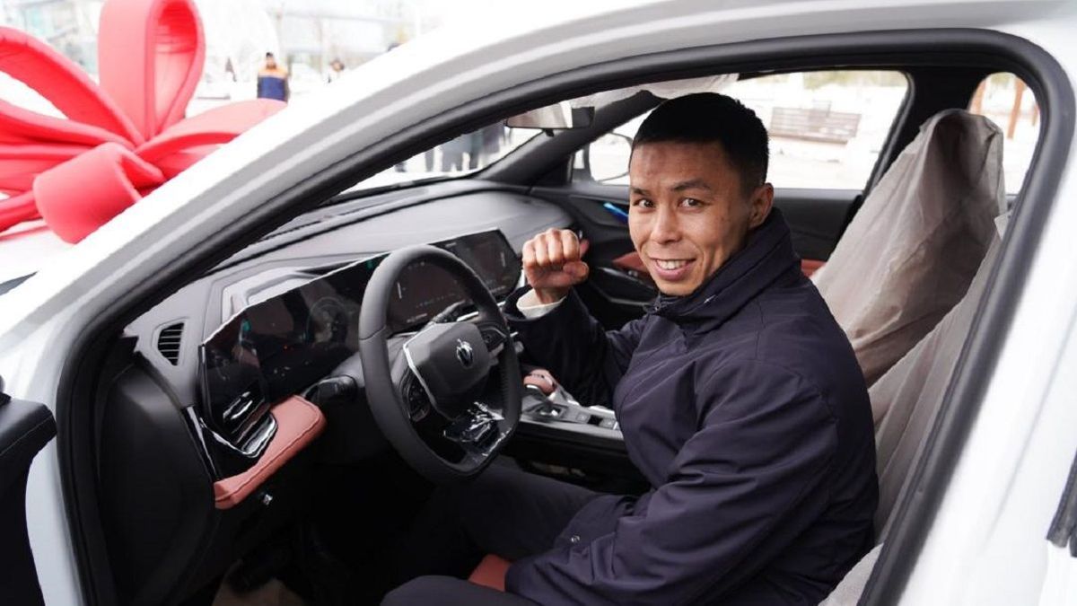 Сакен Бибосынов