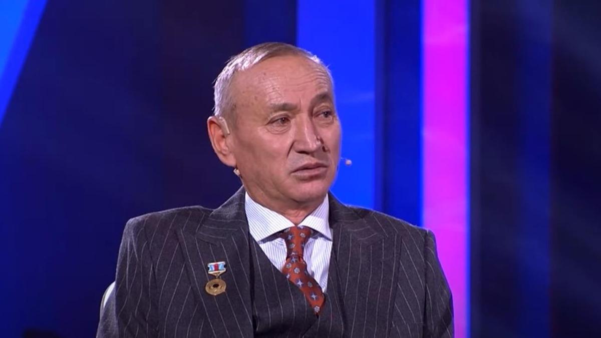 Айтақын Бұлғақов эфирде қонақта Айтақын Бұлғақов эфирде қонақта