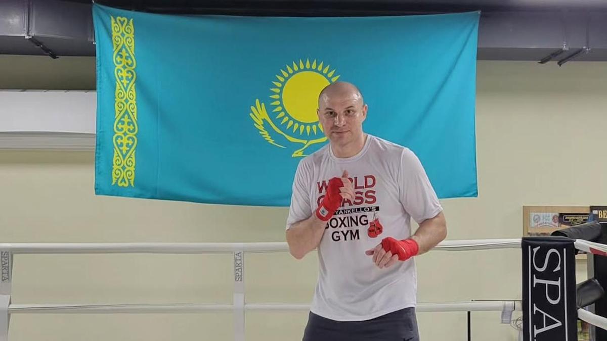 Казахстанский боксер Иван Дычко