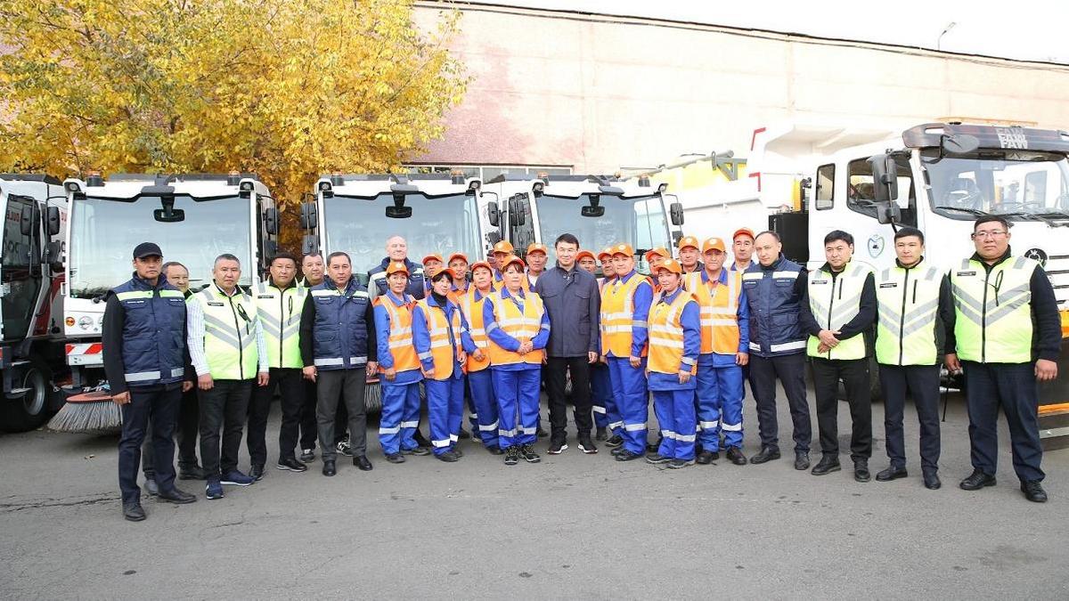 Аким Алматы Дархан Сатыбалды посетил ГКП на ПХВ «Алматы Тазалық»