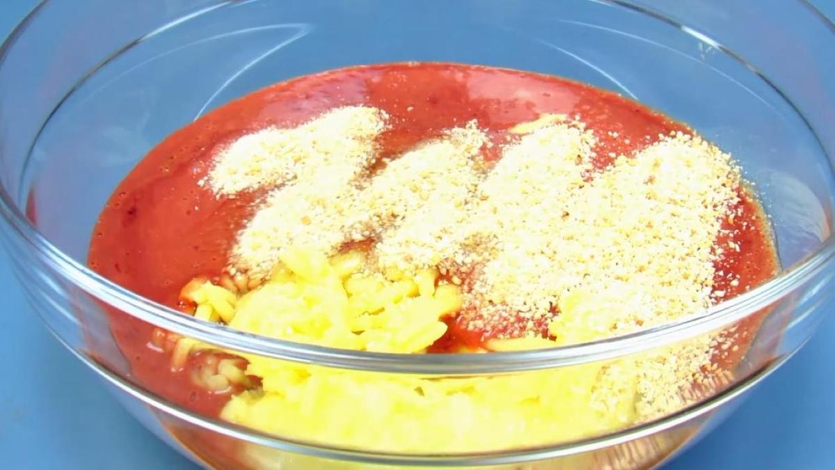 В массу добавили сухари