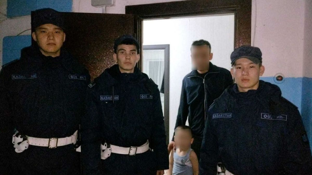 Ұлттық ұлан сарбаздары