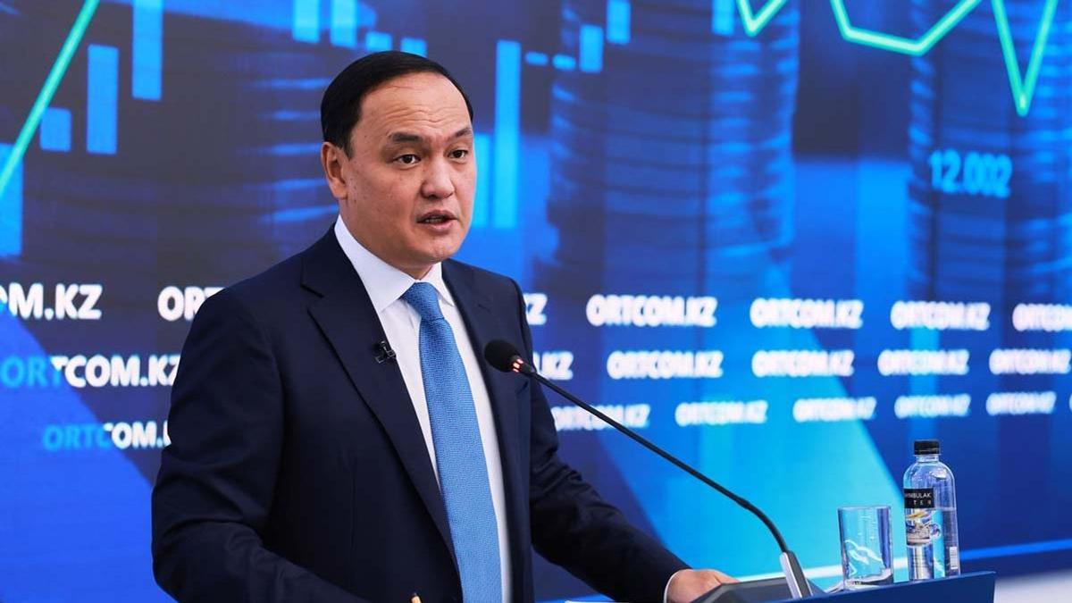 Жамбыл облысының әкімі Ербол Қарашөкеев Жамбыл облысының әкімі Ербол Қарашөкеев