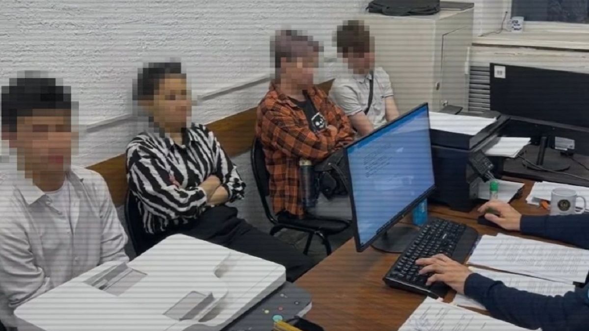 Подозреваемые