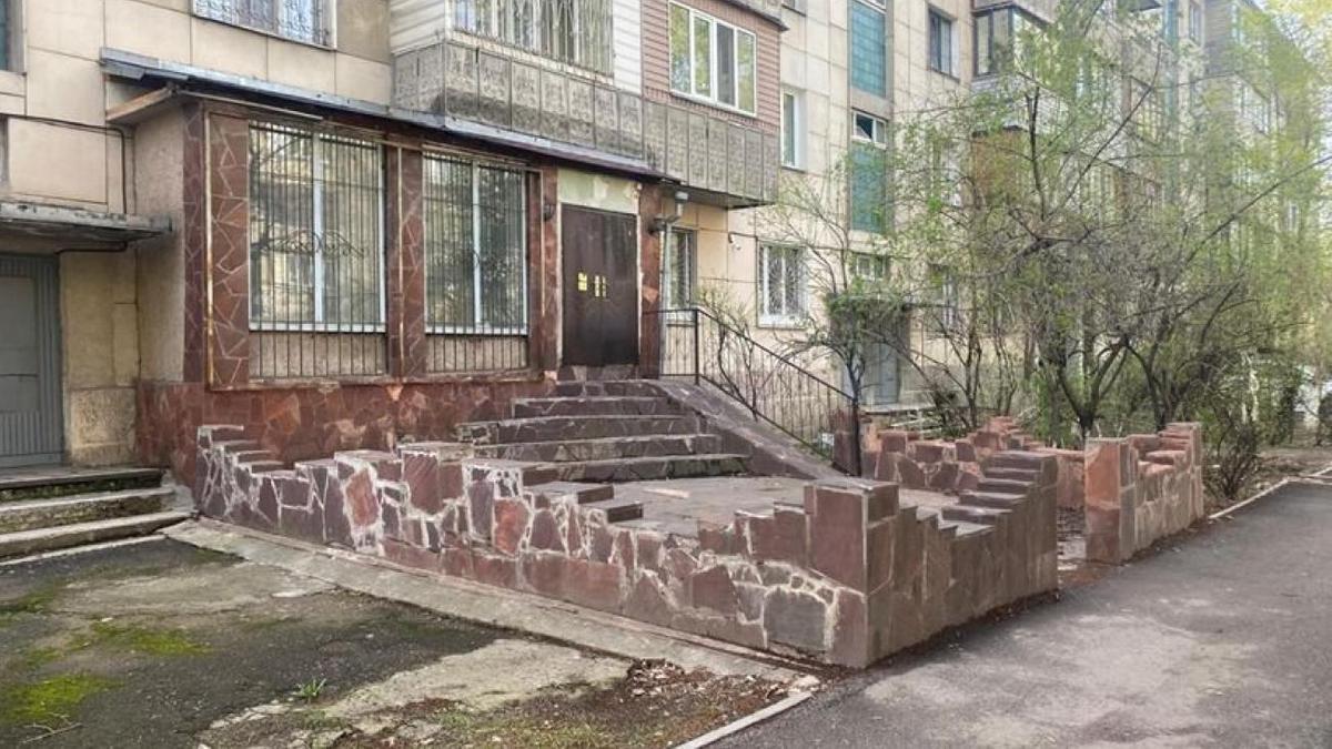 Незаконная пристройка Незаконная пристройка