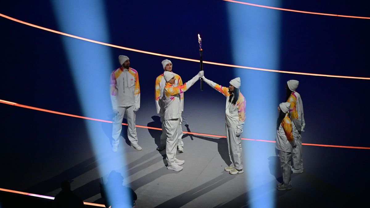 Зажжение огня Олимпиады-2026