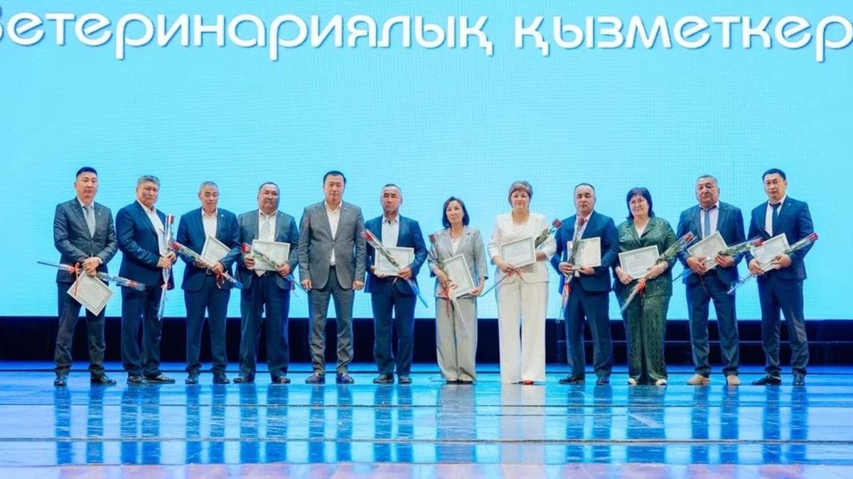 Участники торжественного мероприятия