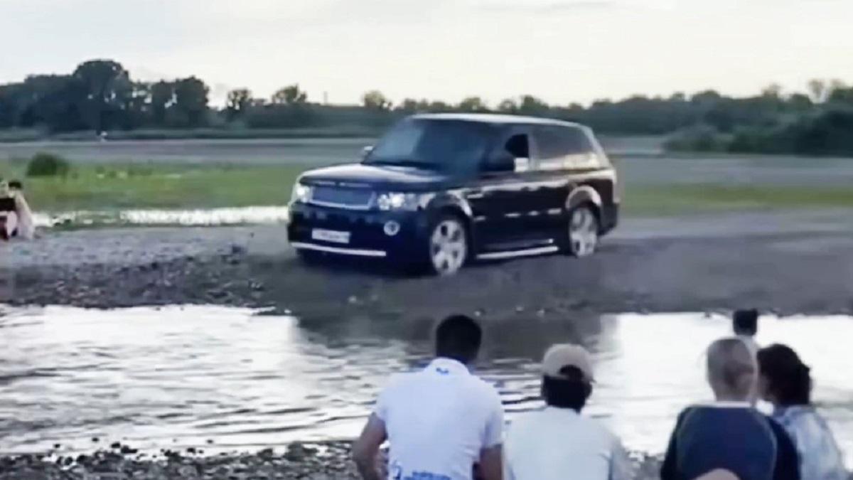 Автомобиль в Семее