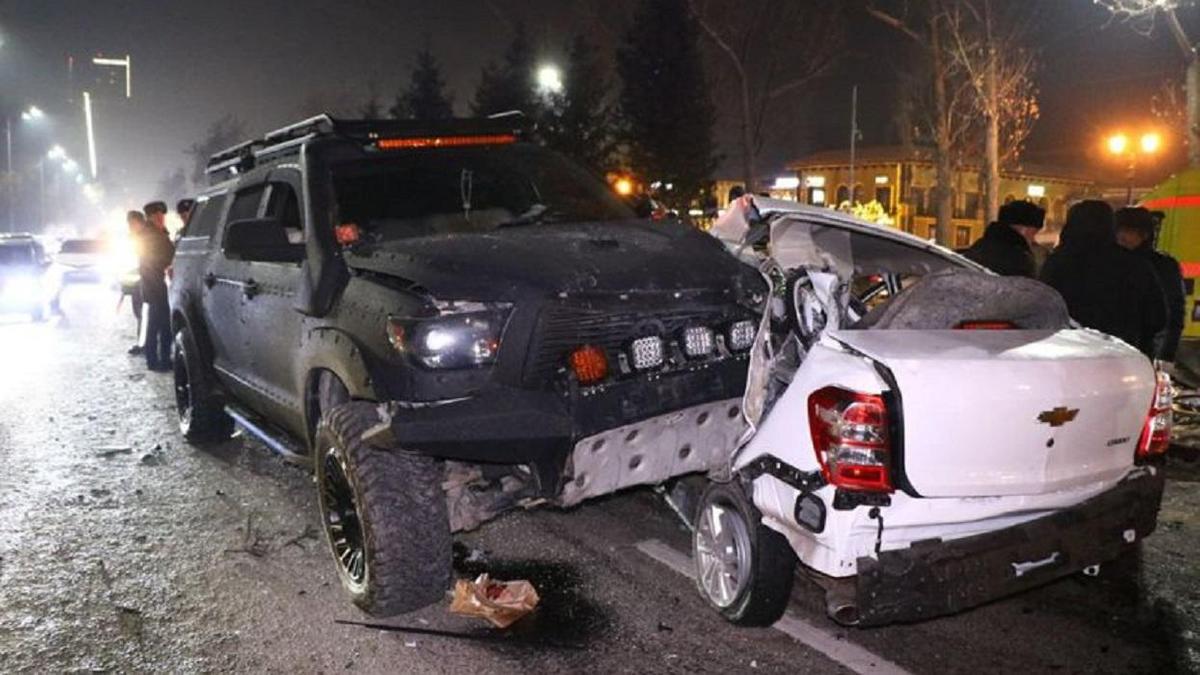 Автомобили попали в аварию