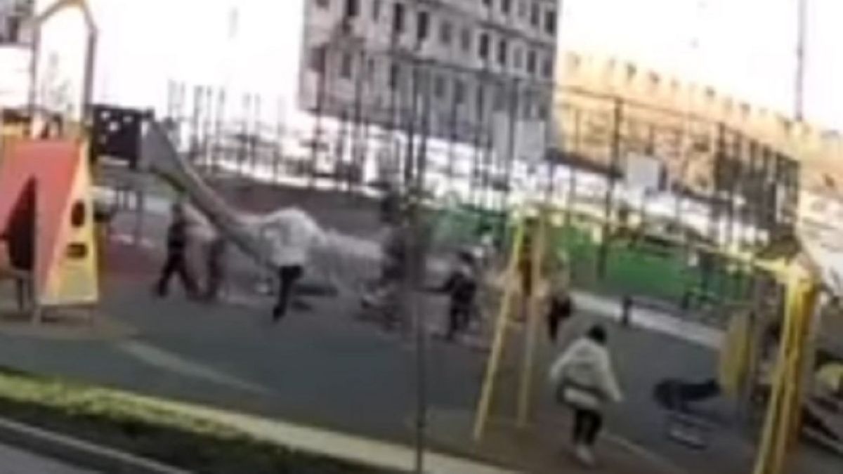 Момент удара ребенка