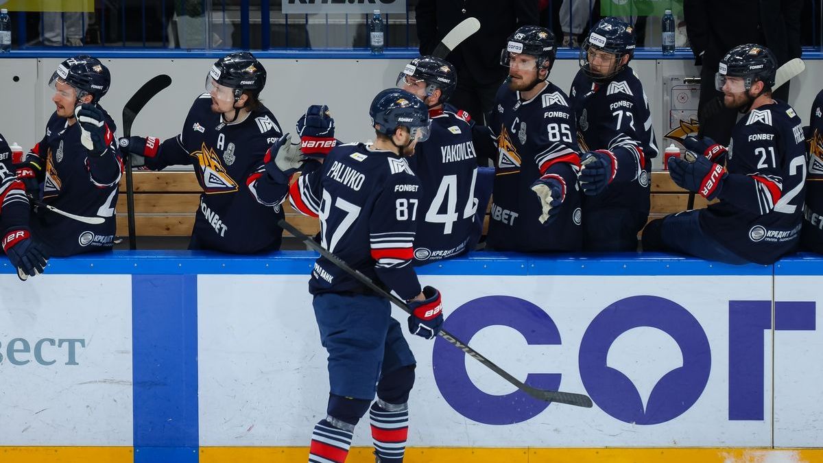 Хоккейный клуб "Металлург"