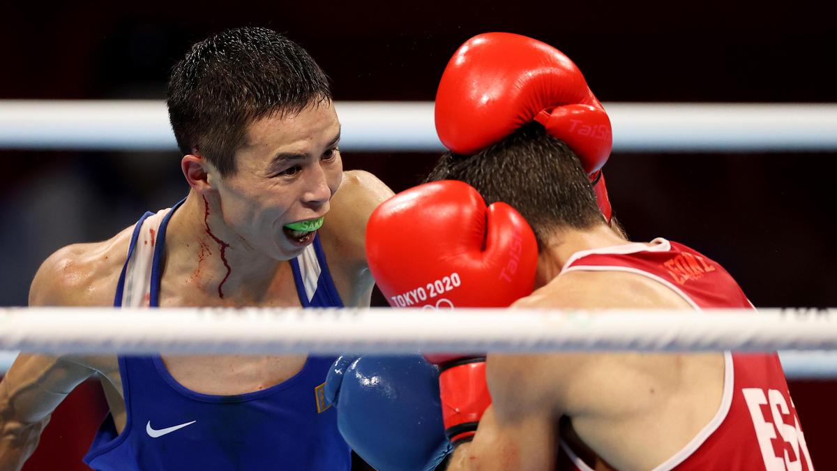 Казахстан и еще две страны стали лидерами по количеству боксеров в полуфиналах ЧМ