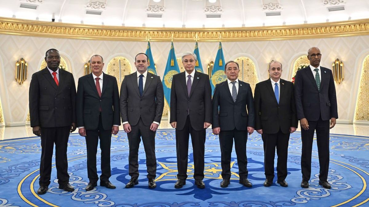 Касым-Жомарт Токаев с послами