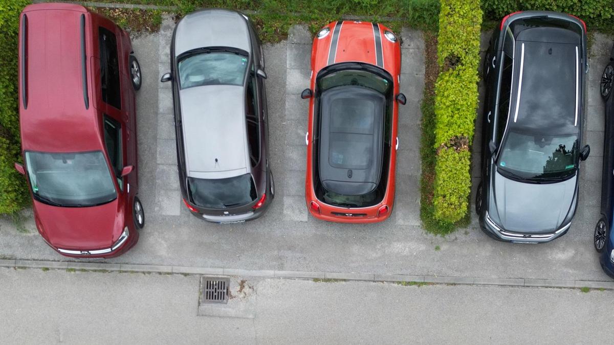 Припаркованные авто Припаркованные авто