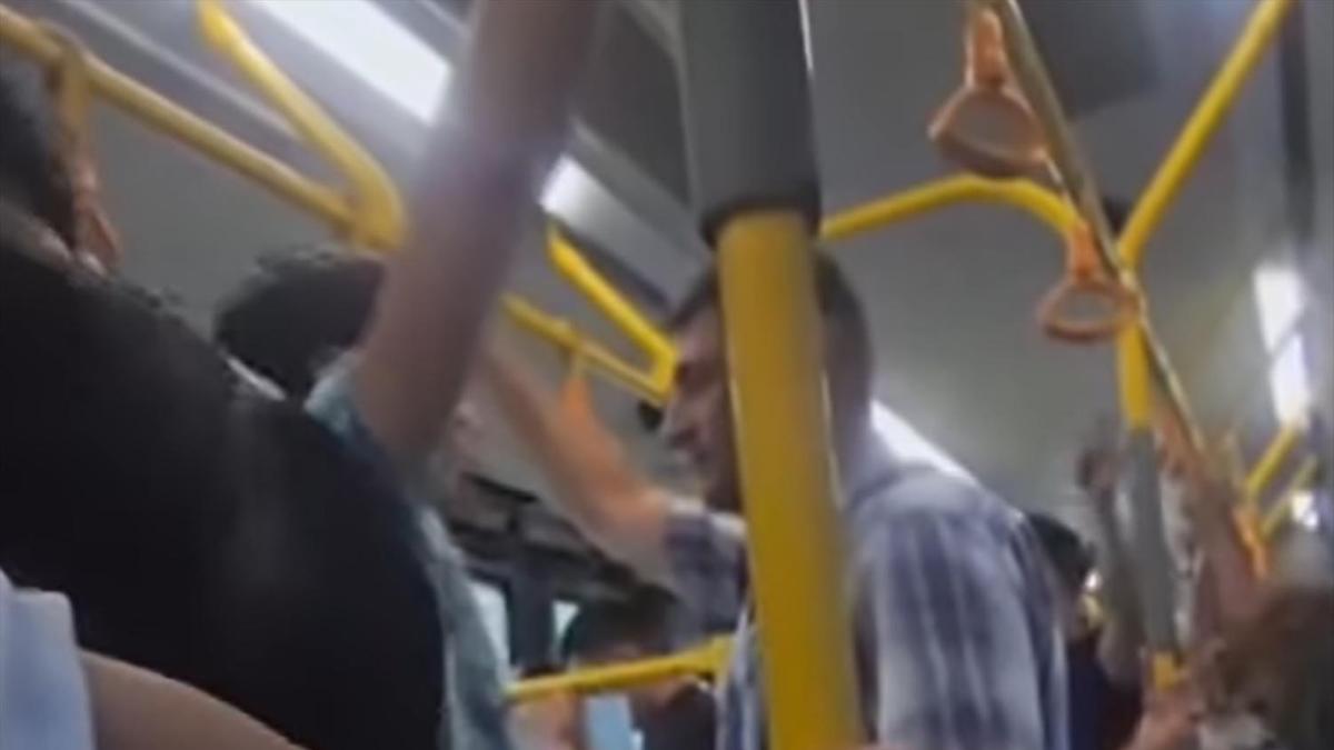 Драка в автобусе Драка в автобусе