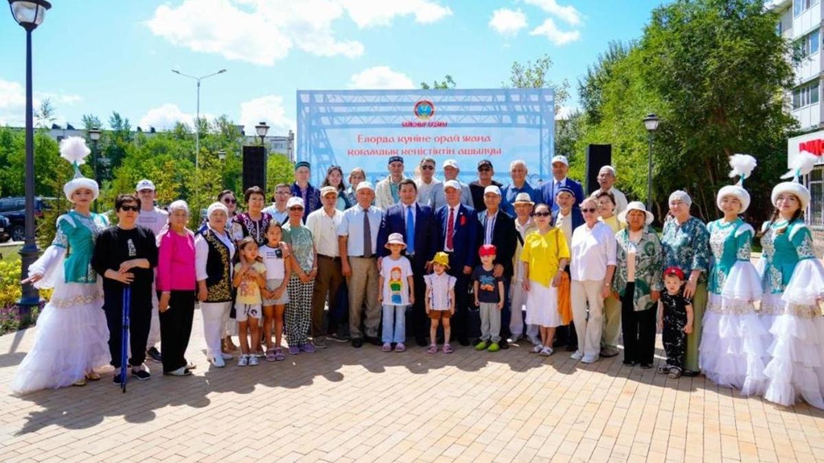 В столичном районе "Байконыр" открылся новый сквер В столичном районе "Байконыр" открылся новый сквер